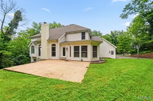 655 Old Riverwoods Ln, Chesterfield, MO 63017 - Photo 53