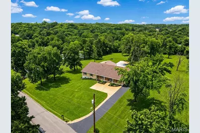 14 Ferndale Drive, Fenton, MO 63026 - Photo 5