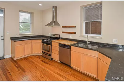 2602 Minnesota Avenue, Saint Louis, MO 63118 - Photo 15
