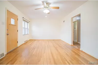 8903 Pine Avenue, Saint Louis, MO 63144 - Photo 3