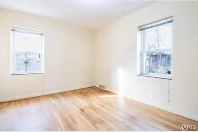 8903 Pine Avenue, Saint Louis, MO 63144 - Photo 9