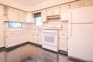 8903 Pine Ave, Saint Louis, MO 63144 - Photo 5