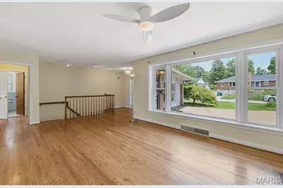 216 Turf Court, Saint Louis, MO 63119 - Photo 7