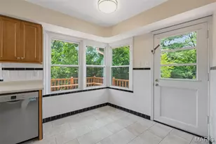 216 Turf Ct, Saint Louis, MO 63119 - Photo 11