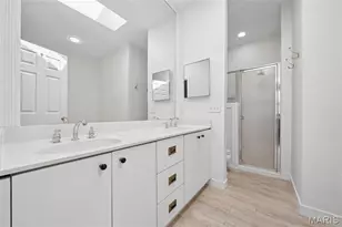 11 Portland Ct, Saint Louis, MO 63108 - Photo 11