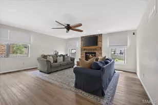 1428 Cedar Bluff Dr, Ballwin, MO 63021 - Photo 7