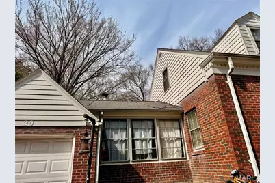 20 Green Acres Road, Bellefontaine Neighbors, MO 63137 - Photo 5