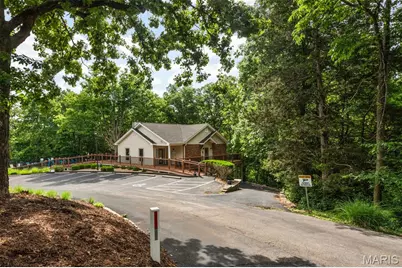 605 Pine Ridge Trails Court #B, Ballwin, MO 63021 - Photo 43