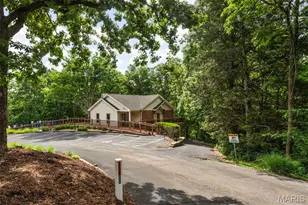 605 Pine Ridge Trails Ct, Ballwin, MO 63021 - Photo 43
