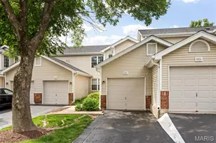 605 Pine Ridge Trails Ct, Ballwin, MO 63021 - Photo 3