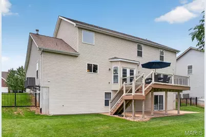 688 Stoney Creek Lane, Ballwin, MO 63021 - Photo 45