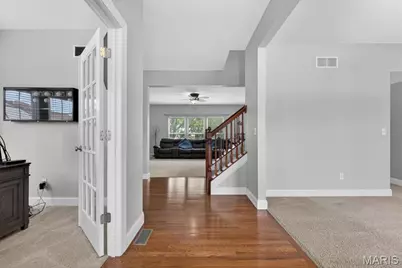 688 Stoney Creek Lane, Ballwin, MO 63021 - Photo 3