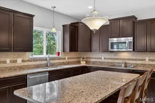 688 Stoney Creek Ln, Ballwin, MO 63021 - Photo 15
