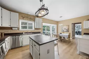 249 Woodcliffe Pl Dr, Chesterfield, MO 63005 - Photo 27