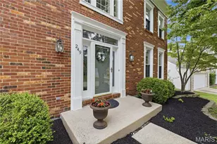 249 Woodcliffe Pl Dr, Chesterfield, MO 63005 - Photo 5