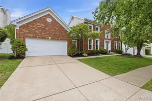 249 Woodcliffe Pl Dr, Chesterfield, MO 63005 - Photo 1