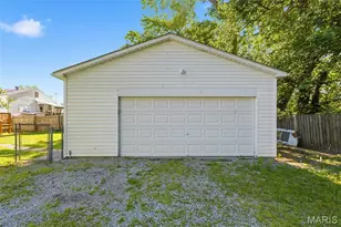 208 W Arlee Ave, Saint Louis, MO 63125 - Photo 11