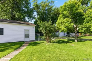 208 W Arlee Ave, Saint Louis, MO 63125 - Photo 5