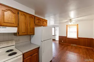 421 Scottsdale Dr, Sullivan, MO 63080 - Photo 7