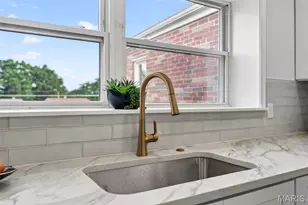 6416 Lavernell Ct, Saint Louis, MO 63116 - Photo 15
