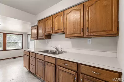 833 Margo Avenue, Ferguson, MO 63135 - Photo 7