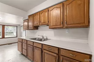 833 Margo Ave, Ferguson, MO 63135 - Photo 7