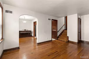 833 Margo Ave, Ferguson, MO 63135 - Photo 5