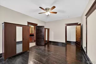 2303-2305 Russell Blvd, Saint Louis, MO 63104 - Photo 11