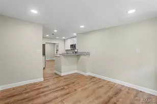 55 Garden Ln, Maryland Heights, MO 63043 - Photo 11