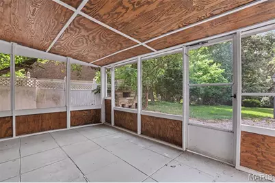 55 Garden Lane, Maryland Heights, MO 63043 - Photo 23