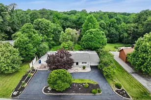 55 Garden Ln, Maryland Heights, MO 63043 - Photo 3