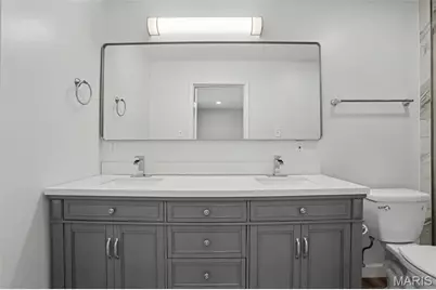 55 Garden Lane, Maryland Heights, MO 63043 - Photo 17