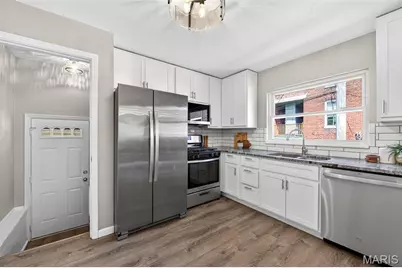 905 Russell Boulevard, Saint Louis, MO 63104 - Photo 7