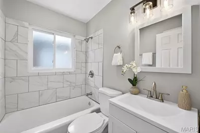 905 Russell Boulevard, Saint Louis, MO 63104 - Photo 13