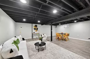 905 Russell Blvd, Saint Louis, MO 63104 - Photo 15