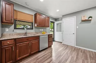 802 Love Dr, O'Fallon, MO 63366 - Photo 15