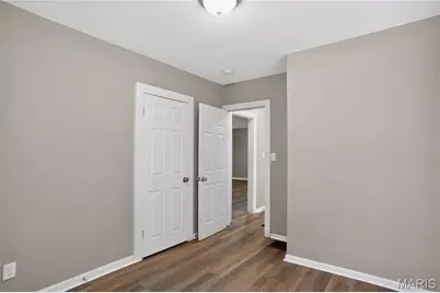 8024 Cler Avenue, Saint Louis, MO 63114 - Photo 13
