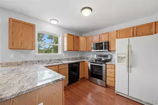 805 Sundance Ct, Fenton, MO 63026 - Photo 25