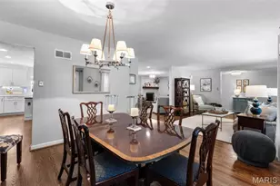 1031 Dovergate Dr, Kirkwood, MO 63122 - Photo 9