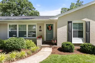 1031 Dovergate Dr, Kirkwood, MO 63122 - Photo 3