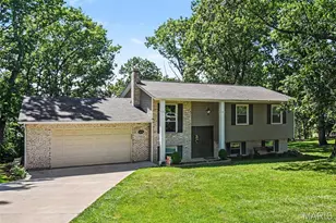 2371 Crestview Dr, High Ridge, MO 63049 - Photo 3