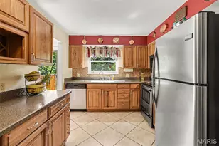 2371 Crestview Dr, High Ridge, MO 63049 - Photo 13