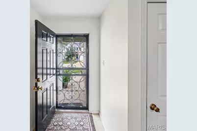 73 Jost Villa Drive, Florissant, MO 63034 - Photo 9