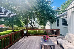 9400 Tilles Dr, Brentwood, MO 63144 - Photo 7