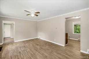 7461 Castro Dr, Ferguson, MO 63135 - Photo 7