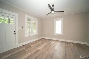 694 Market St, Saint Genevieve, MO 63670 - Photo 5