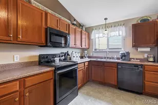 343 Aspen Creek Dr, Wentzville, MO 63385 - Photo 13