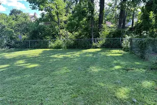 1181 Belrue Ave, University City, MO 63130 - Photo 21