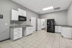 6108 Baumgartner Crossing, Saint Louis, MO 63129 - Photo 15