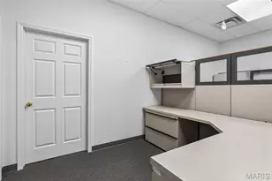 6108 Baumgartner Crossing, Saint Louis, MO 63129 - Photo 31